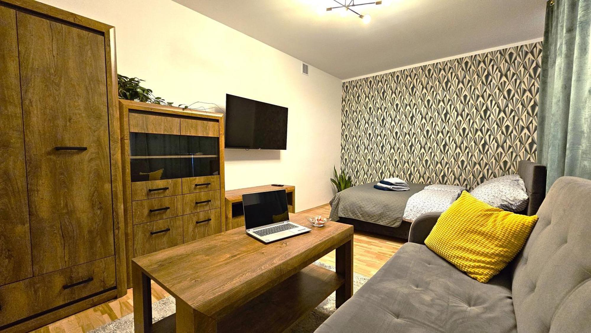 Art Deco Apartment *